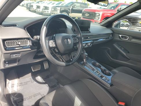 Used 2023 Honda Civic Sport image 9
