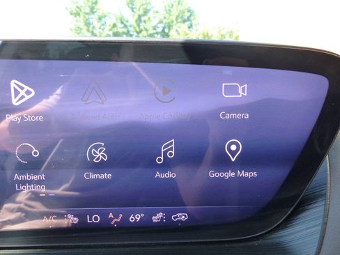 Used 2024 Buick Envision Sport Touring AWD/4WD image 36