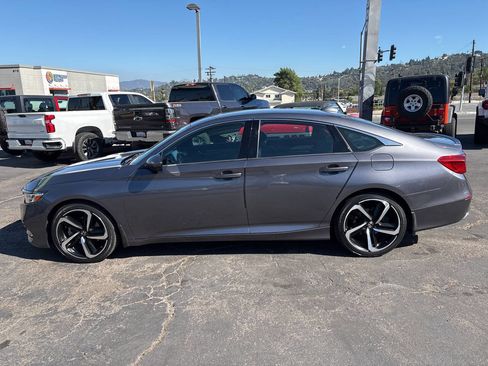 Used 2020 Honda Accord Sport image 10