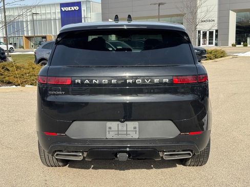 New 2026 Land Rover Range Rover Sport SE AWD/4WD image 3