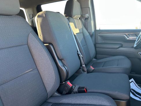 Used 2023 Chevrolet Silverado 1500 LT Trail Boss image 35