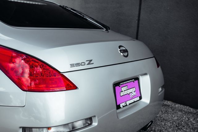 Used 2008 Nissan 350Z Touring w/ Cargo Convenience Pkg RWD image 31