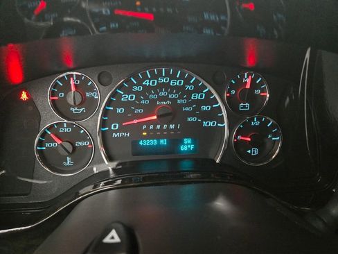 Used 2023 GMC Savana 2500 image 19
