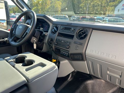 New 2026 Ford F650 2WD SuperCab Super Duty image 39