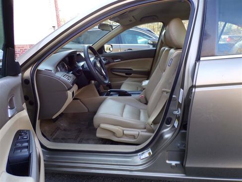 Used 2009 Honda Accord LX image 14