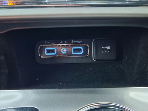 Used 2019 Jeep Grand Cherokee Limited image 32