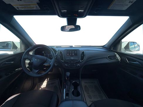 Used 2023 Chevrolet Equinox RS AWD/4WD image 9