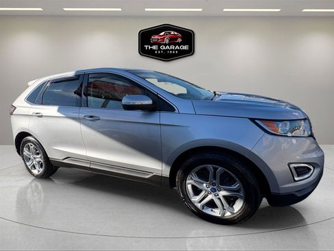 Used 2017 Ford Edge Titanium w/ Equipment Group 301A AWD/4WD image 8