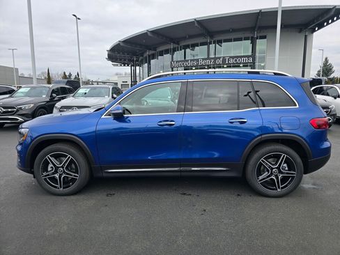 New 2026 Mercedes-Benz GLB 250 4MATIC image 3