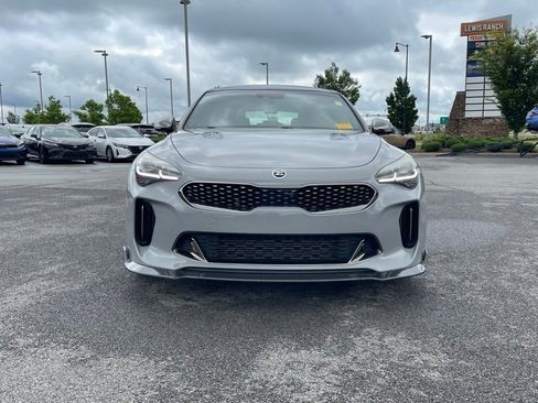 Used 2019 Kia Stinger GT2 RWD image 2