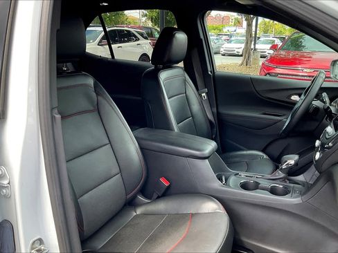 Used 2023 Chevrolet Equinox RS w/ RS Leather Package image 8