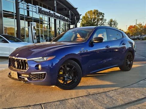 Used 2022 Maserati Levante GT image 1