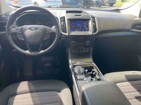 Used 2020 Ford Edge SE AWD/4WD image 7