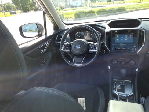 Used 2024 Subaru Forester Premium AWD/4WD image 10