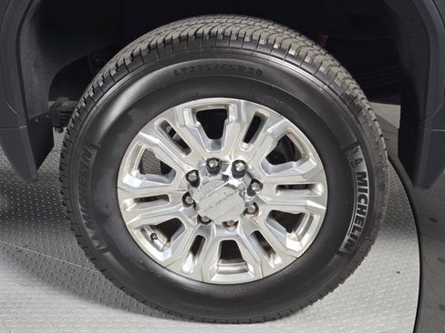 Used 2022 GMC Sierra 2500 Denali AWD/4WD image 10