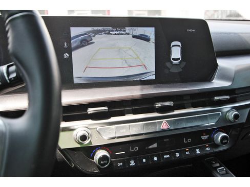 Certified 2023 Kia Telluride S w/ S Sunroof Package FWD image 26