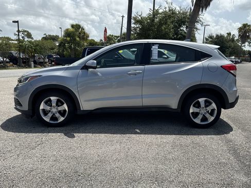 Used 2021 Honda HR-V LX image 8