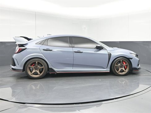 Used 2019 Honda Civic Type R image 4
