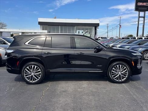 New 2026 Buick Enclave Avenir w/ Super Cruise Package FWD image 12
