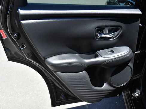 Used 2024 Honda HR-V LX image 32
