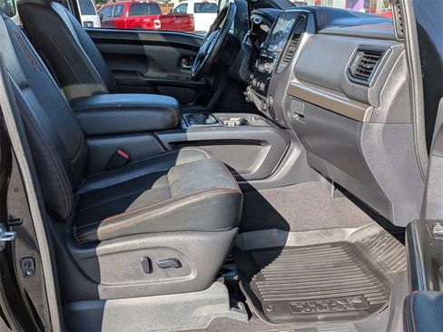 Used 2024 Nissan Titan PRO-4X w/ Pro-4x Convenience Package image 23
