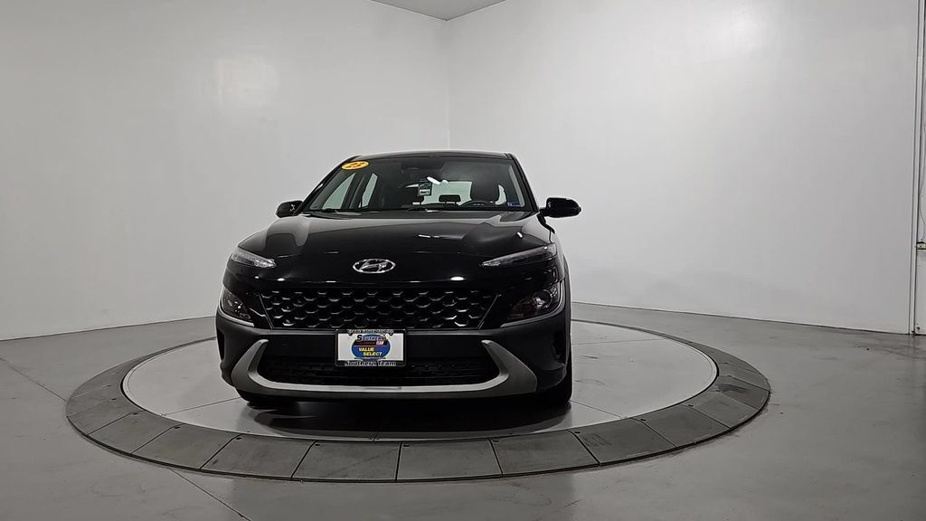 Used 2023 Hyundai Kona SE AWD/4WD image 9