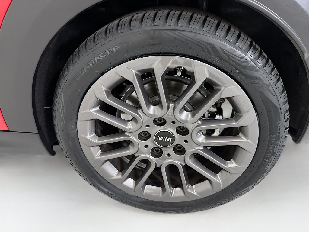 Used 2025 MINI Cooper S FWD image 27