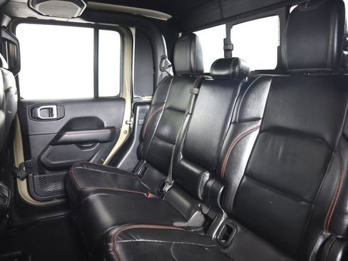 Used 2020 Jeep Gladiator Rubicon image 35