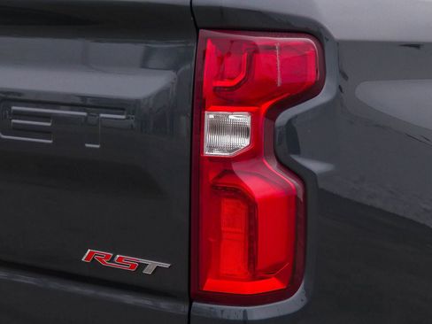 Used 2021 Chevrolet Silverado 1500 RST RWD image 10
