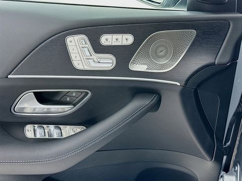 Used 2025 Mercedes-Benz GLE 350 4MATIC image 19