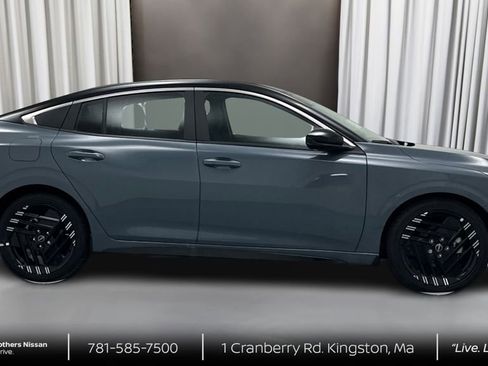 New 2026 Nissan Sentra SR w/ Floor Mat Package image 4