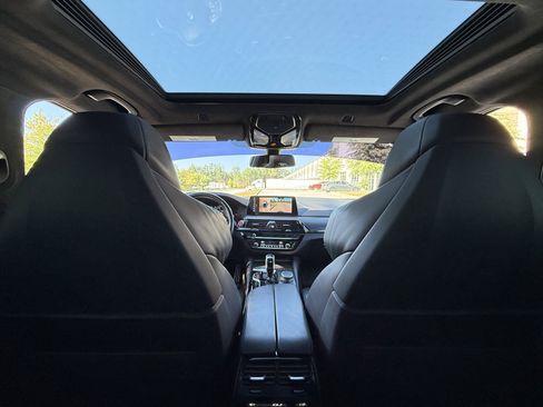 Used 2019 BMW M5 w/ Executive Package image 33