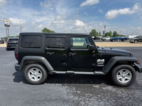 Used 2013 Jeep Wrangler Unlimited Sport w/ Dual Top Group AWD/4WD image 45