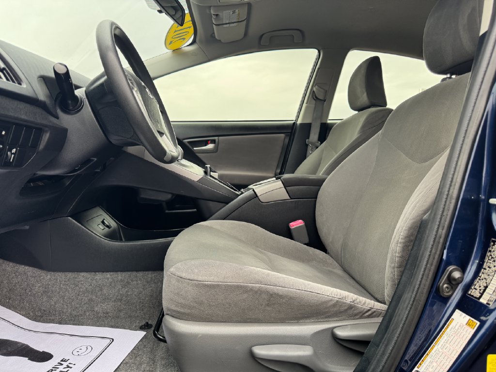 Used 2012 Toyota Prius Three FWD image 17