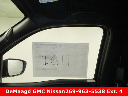 New 2025 Nissan Frontier PRO-4X w/ Pro Premium Package image 26