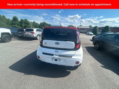 Used 2017 Kia Soul + w/ Designer's Package FWD image 9