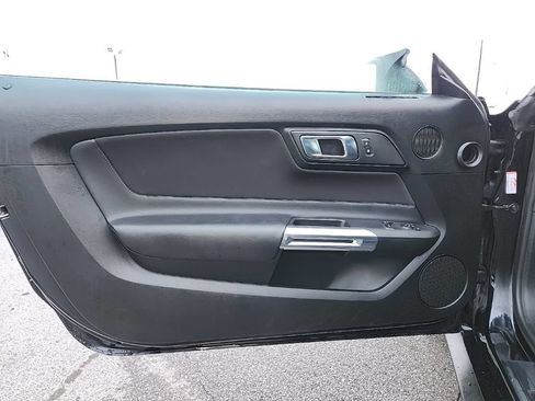 Used 2023 Ford Mustang Coupe RWD image 23
