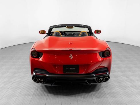 Certified 2020 Ferrari Portofino RWD image 22