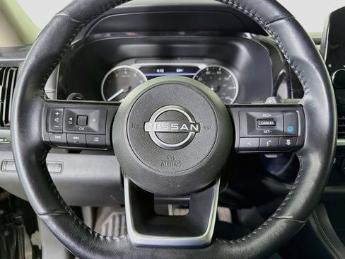 Used 2022 Nissan Pathfinder SL FWD image 15