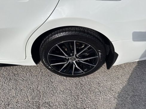 Used 2022 Toyota Camry SE image 21