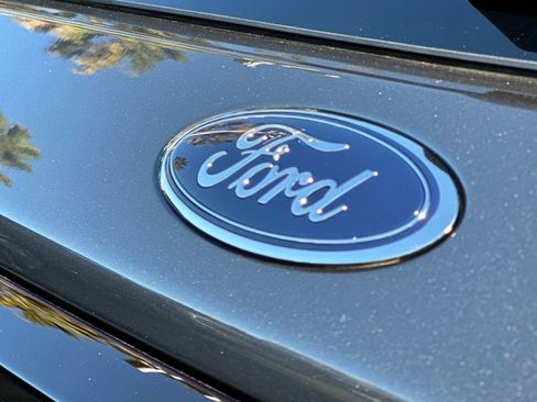 New 2026 Ford Explorer Active image 8