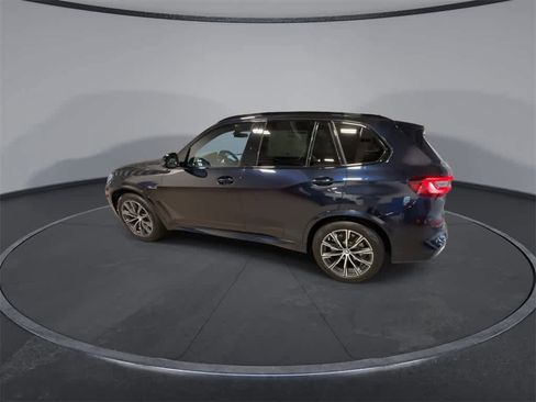 Used 2022 BMW X5 xDrive45e w/ M Sport Package image 6