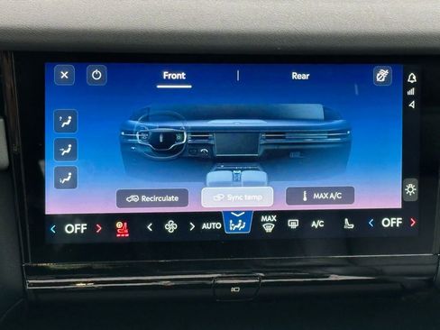 New 2025 Lincoln Navigator Reserve AWD/4WD image 14