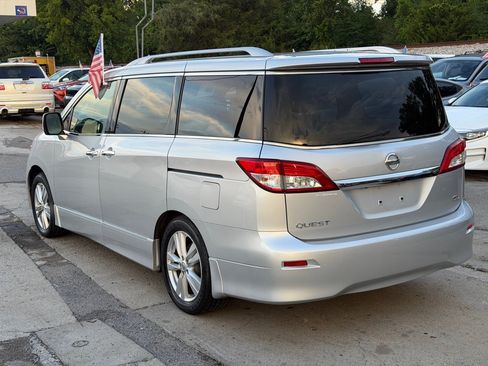 Used 2011 Nissan Quest SL FWD image 8
