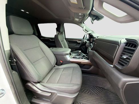 Used 2023 Chevrolet Silverado 1500 LT Trail Boss w/ Protection Package image 15