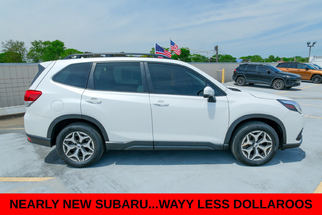 Used 2023 Subaru Forester Premium AWD/4WD image 4