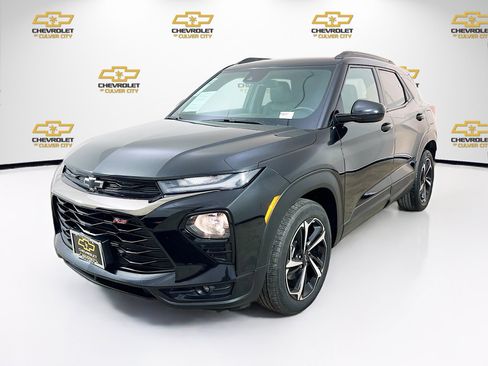 Used 2023 Chevrolet TrailBlazer RS image 3