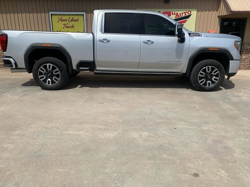Used 2022 GMC Sierra 2500 Denali w/ Denali Ultimate Package AWD/4WD image 6