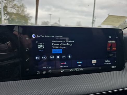 New 2026 Nissan Kicks SR w/ Cold Weather Package image 19