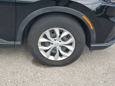 Certified 2023 Honda CR-V LX image 9